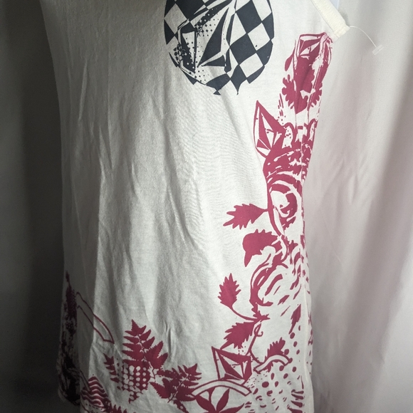 Volcom top💋 - Picture 2 of 4